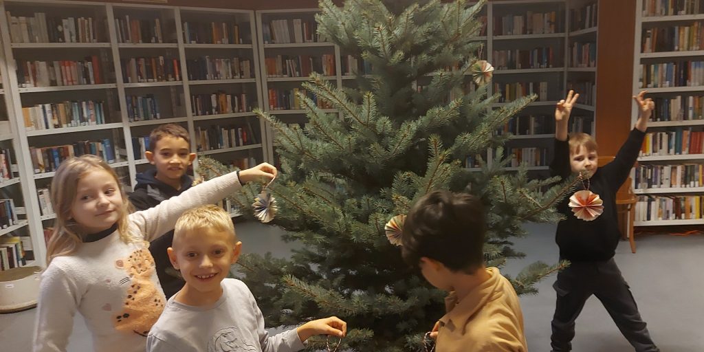 Workshop_öltöztessük díszbe a fenyőt! 2025.12.04.